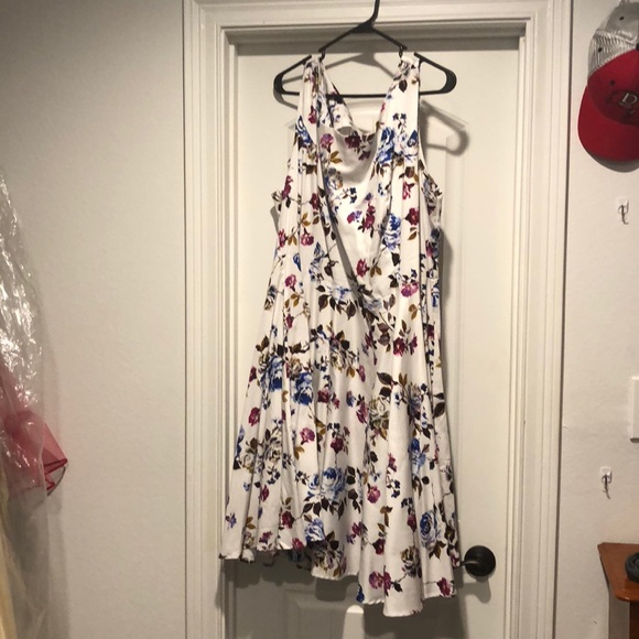 50’s style plus size dress - Picture 2 of 2